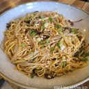 군산대학교 정문 | [국내여행] 군산 뚜벅이 2박3일 여행 코스 - 군산근대화거리, 선유도 바이크, 이성당조식, 빈해원