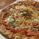 더큰두마리치킨&피자 이미지