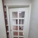 년식 많은 아파트 수리 인테릴어가 필요한 아파트 필름 시트지 작업 후기] 방문짝 새문 ABS교체 문틀...