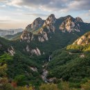 도봉 역사문화 길(4코스-도봉서원과 바위글씨 길) | 서울 도봉구 여행: 도봉산 자연, 문화유산, 로컬 맛집...1박 2일 완벽 코스 가이드 ## 도봉구 주요 명소