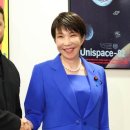 푸틴에 ‘2연타’ 얻어맞은 다카이치, 젤렌스키와 ‘우애’ 과시 이미지