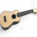 우쿨렐레 이미지