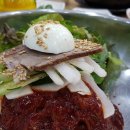 육뚝배기 국밥막국수 이미지