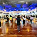 월드헬스클럽 | 가족같이 편한 분위기에서 다양한 머신으로 운동할 수 있는 테크노짐 헬스클럽