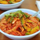 비빔국수면 이미지