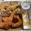 산호대로-66 | [치킨메뉴추천]갓튀긴후라이드 : 후라이드반 + 양념반 먹어본 후기