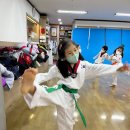 경희대국가대표태권스쿨 이미지