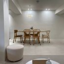 화이트 린넨 하우스 이미지