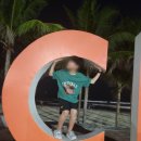 베트남 다낭 미케비치에서 즐기는 힐링 타임! 해변가에서 여유롭게 보내는 하루