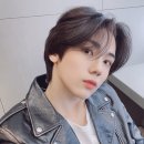 아니 오빠는 왜 맨날 같은 티만 입는건데요??;;