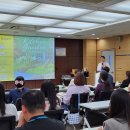 Book Reading 이미지