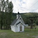 트랜스 캐나다 하이웨이(Trans Canada Highway) 도중에 있는 세계에서 제일 작은 교회 이미지