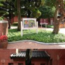 피난을 떠나는 가족 이미지