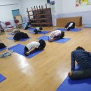 요가교실(야간) 이미지