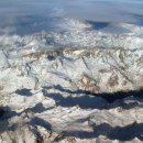 하늘에서 바라본 전세계의 산맥 이미지