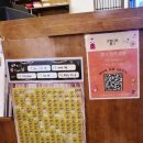 일하기 싫은날 다방 | 홍대 이색카페 만월다방 시네마, 휴식하기 좋은 감성 공간