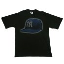 New York Yankees Platinum Cap Diamond Dust T-Shirt by Majestic Athletic 이미지