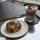 BAN(반) | 당산역 대형 카페 추천 '반카페(BAN CAFE)' 주차 편한 조용한 디저트 맛집 무화과 스콘 후기