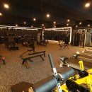 W.B Gym 이미지