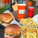 강원여객 노동조합 | [양양] 무려 햄버거와 쌀국수를 한번에 먹을수 있는 식당?! 수제버거 감튀 맛집 양지바른 버거&amp;쌀국수