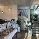 카페코지 | 서산 가볼만한 곳 운산 데이트 가족모임 갤러리 통창 카페 코지그레이 후기