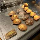 마켓프랭크 | [광안리 오션뷰 카페-프랭크커핀바 광안점] 딸기크로플 구움과자 맛집 솔직후기 메뉴 추천