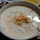 장미칼국수 이미지