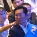 정청래 얼굴에 '볼콕' 이지은, '부적절 논란'에 "고소"﻿ 이미지