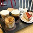 커피별관 - 담양군 천변1길 15 | [경기 동탄 카페] 실리천뷰 커피 맛집 ‘카시아 별관’ 내돈내산 후기