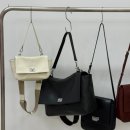 한남교통(주) | [미닛뮤트 한남 쇼룸] 시어링 토트백, 스포티, 페레티백 미니 크림 구매