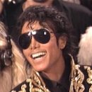 위아더월드 이미지