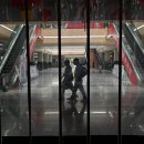 중국 12월 24일 양안 스캔: 중국 경제가 불황에 빠졌고 사람들은 더 이상 살 여유가 없다고 탄식했습니다. 이미지