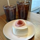 스타벅스 다산DT | 스타벅스 신메뉴 딸기 화이트 롤 스타벅스 다산Dt점 후기