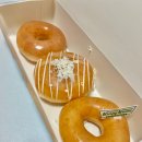 우유듬뿍 | 크리스피크림 도넛 후기 : 오리지널 우유 크림필드, 우유크림 듬뿍 도넛 후기