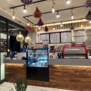 동네커피 앞 횡단보도 이미지