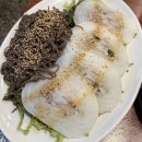 신한은행 횡단보도 앞 이미지