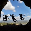 욜로(YOLO) 이미지