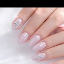 더. 예쁘다