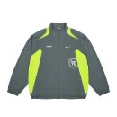 사커크루 | PALACE) x 나이키 (Nike) 25FW 토탈 P90 크루 그레이 리뷰 : 사커웨어를 통한 두 브랜드의 역사적인 만남!