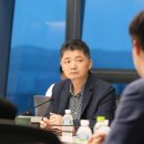 Kakao faces gloomy outlook following founder's arrest 카카오, 창업자 구속으로 암울 이미지