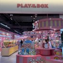 호디박스 | 플레이인더박스 더현대서울 피규어샵 귀여운캐릭터와 키덜트 키캡 데이트코스추천! 산리오 주토피아...