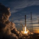 SpaceX, 2세대 스타링크 인터넷 위성의 첫 번째 배치 발사 이미지