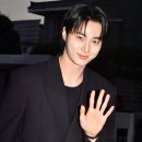 [기사] 변우석, 장신 비율 뽐낸 완벽 슈트핏 [포토엔HD] 《뉴스엔》 이미지