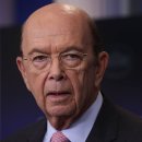 U.S. Bans Chinese Apps TikTok and WeChat, Citing Security Concerns 이미지