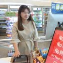 세븐일레븐편의점 앞 이미지