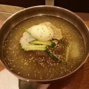 육쌈냉면 이미지