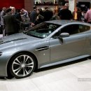 Aston Martin V12 Vantage 이미지