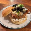 무궁화로86번길 | 3월 조각 모음: 광야 입성 • 비리아 타코 해장라면 • 올해 첫 야구 직관