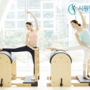 근력 강화 필라테스 이미지
