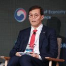 Korea's economy may enter negative territory in 2040s 한국경제 2040년대 마이너스성장 이미지